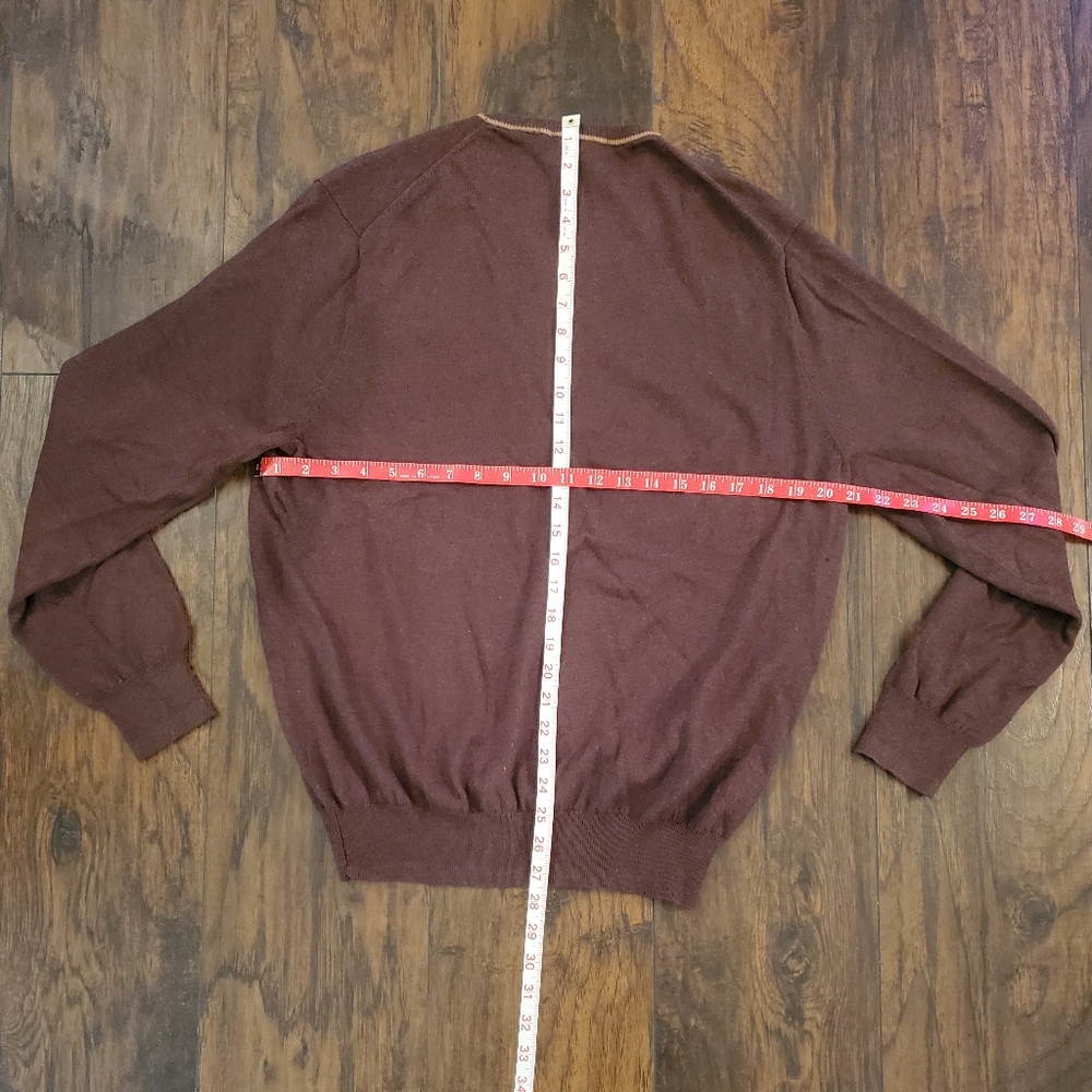 Josephe A. Banks NWT Cashmere V-Neck Sweater Size L - Picture 5 of 11